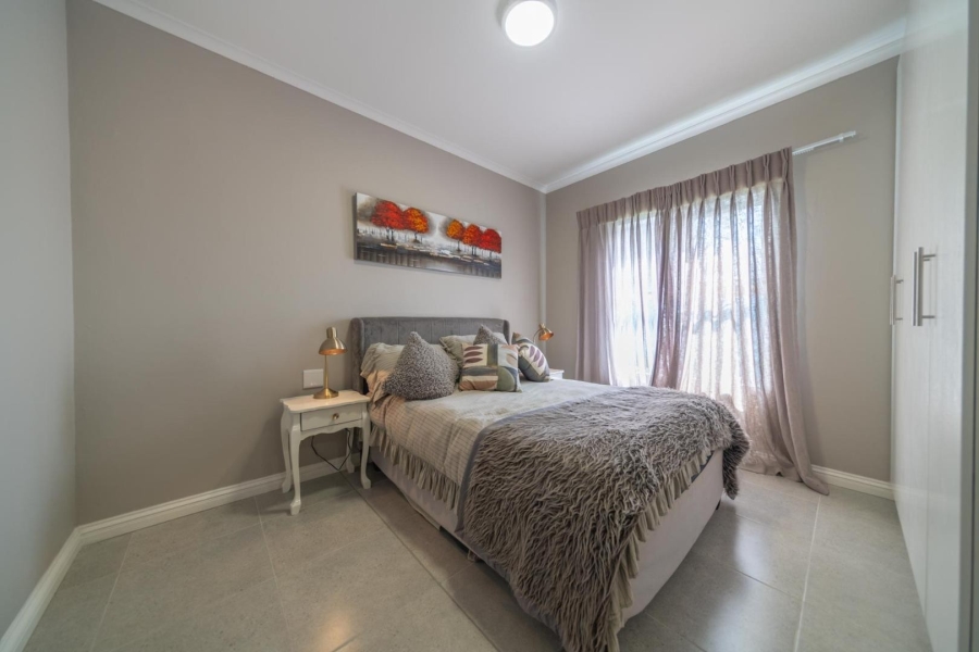 2 Bedroom Property for Sale in Bellair Western Cape